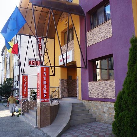 Hotel Orizont Szucsáva Kültér fotó