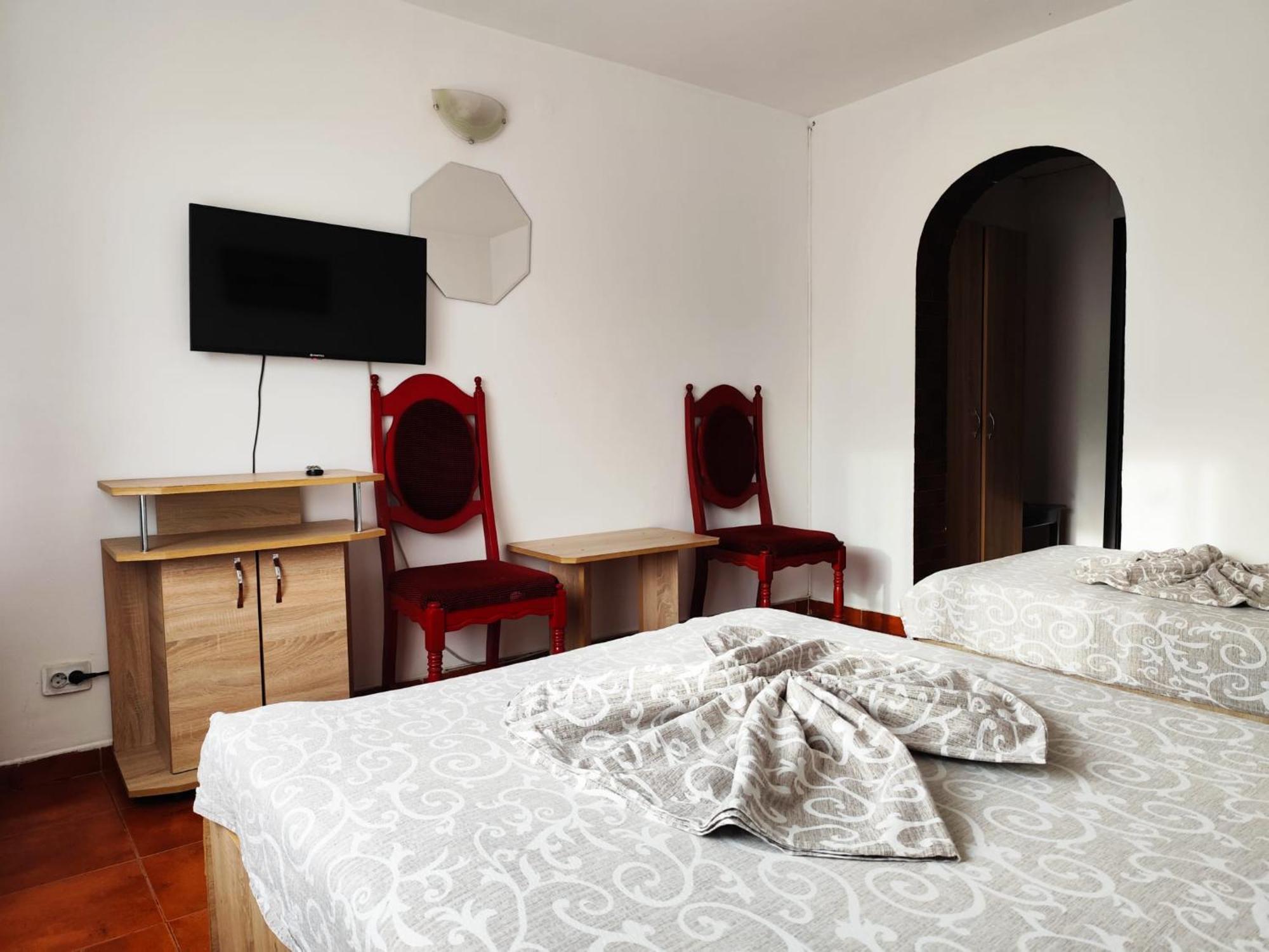 Hotel Orizont Szucsáva Kültér fotó